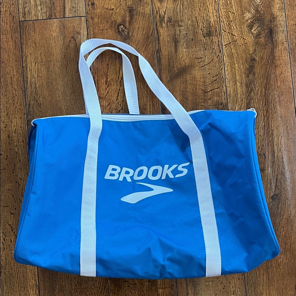 Brooks Gym Bag